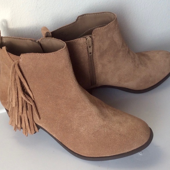 Vince Camuto Brynn Suede Fringe Bootie - Picture 1 of 4